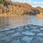 Beach Front Home In Lyngdal With House Sea View * 灵达尔