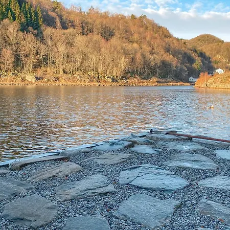 2 Bedroom Stunning In * Lyngdal